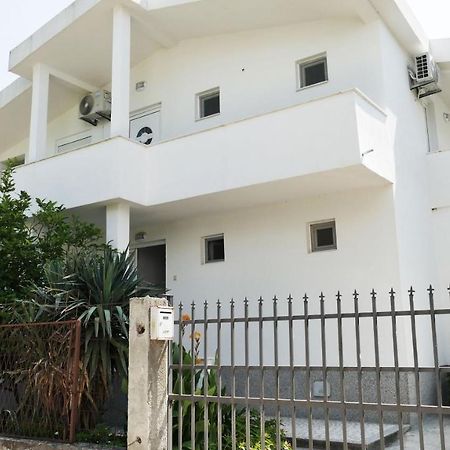 Apartmani Scepanovic 수토모레 외부 사진