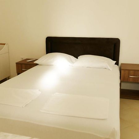 Apartmani Scepanovic 수토모레 외부 사진